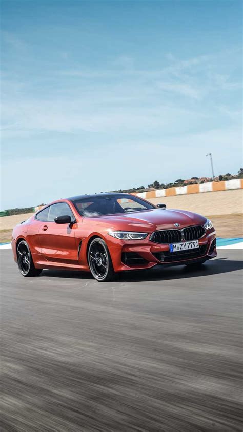 Das Neue Bmw M850i Xdrive Coupé In Außenfarbe Sunset Orange Und 20 M Leichtmetallräder Y