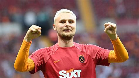 Son Dakika Galatasaraylı Victor Nelsson un talipleri artıyor Sevilla