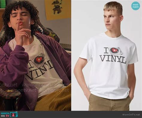 Wornontv Finns I Heart Vinyl T Shirt On Unprisoned Faly