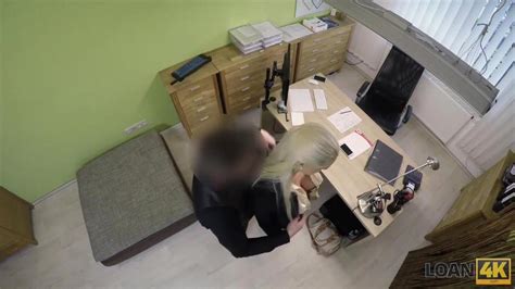 LOAN4K arme und wunderschöne Verkäuferin hat wilden Sex Porn Videos
