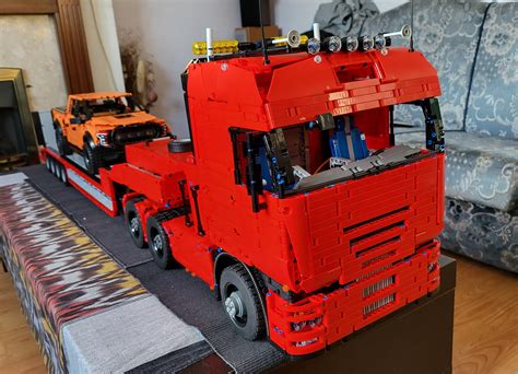Mould King 19005 with trailer (T5014 for scale) : r/lepin