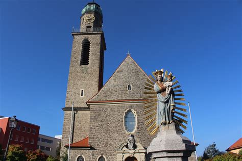 Informationen Kirche Vohenstrauss Pfarreiengemeinschaft Vohenstrauß