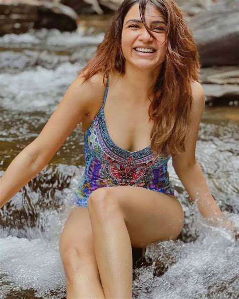 Samantha Ruth Prabhu Ends Up 2021 In Spicy Bikini Pictures From Goa