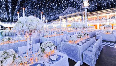 Fabulous Ideas for a Wedding Reception in Winter - Happy Wedding App