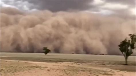 Huge dust storm hits drought-stricken Australia | Sky News