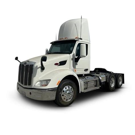 Rush Truck Centers | Truck Inventory | 2016 Peterbilt 579