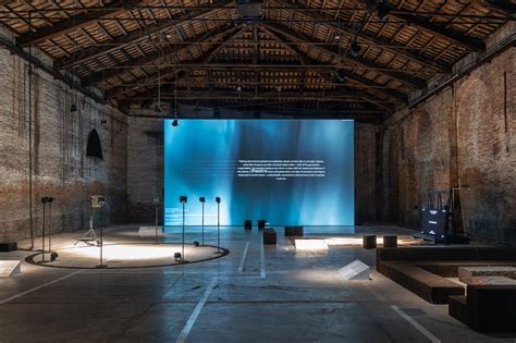 Biennale Spaziale Al Padiglione Italia Foto Living