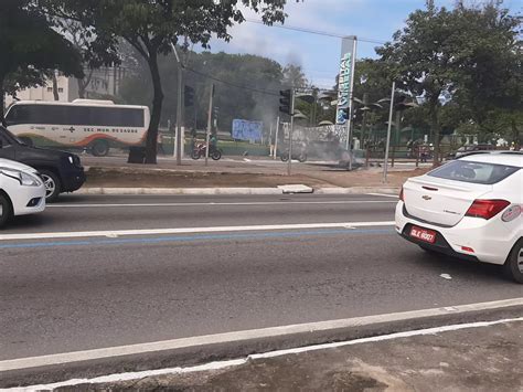 Novo Protesto Dos Trabalhadores Do Veredas Deixa Tr Nsito Ca Tico Na Av