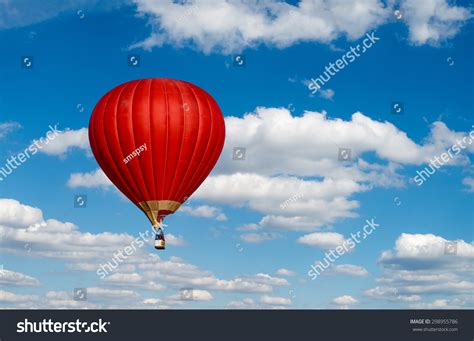 Hot Air Balloon Basket Bottom View Images Stock Photos Vectors Shutterstock