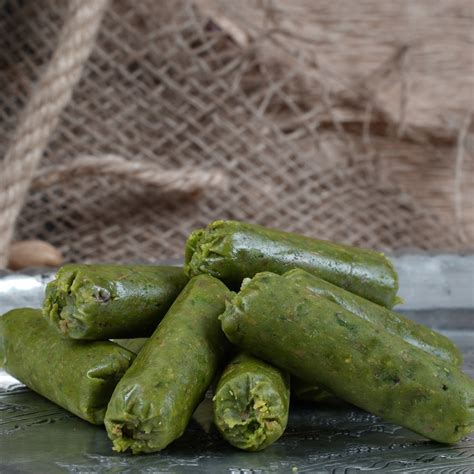 FISTIK EZMESİ - Seç Baklavaları