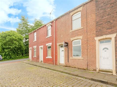 2 Bed Terraced House For Sale In Henry Street Colne Lancashire Bb8 £