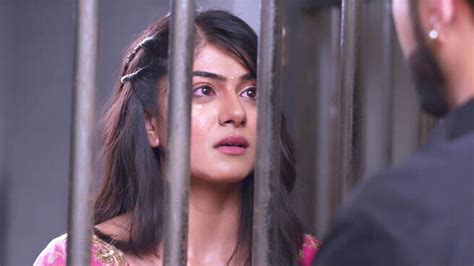 Watch Katha Gets Arrested Video Online Hd On Jiocinema