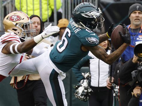 Why 49ers' Kyle Shanahan didn't challenge Devonta Smith call