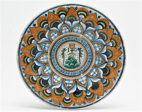 Stili Decorativi Tradizionali Della Ceramica Artistica Di Faenza Maiolica