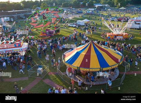 Park England Crowd Aerial Hi Res Stock Photography And Images Alamy