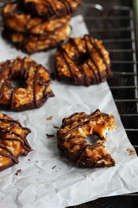 Homemade Samoas Aka The Caramel Coconut Girl Scout Cookies Creme