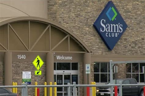 Sams Club Customers Flood West Allis Store After Closing Announcement