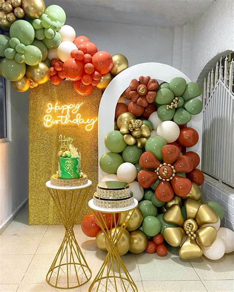 Balloons Worldwide On Instagram Flores Con Globos Y Una Paleta De