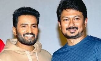 Santhanam says about to enter politics with udhayanidhi kick movie ...