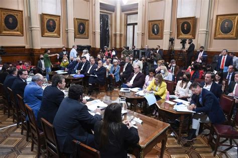 Luego de rosca y reuniones el oficialismo intentará concretar el