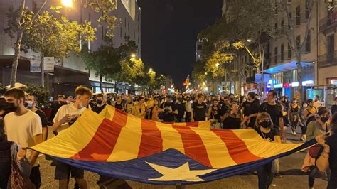 Manifestació a Barcelona per l 1 d octubre DIRECTE