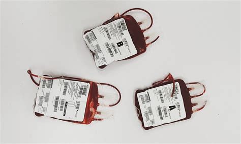 Militares doam sangue para reforçar estoques de hemocentros Éter 7