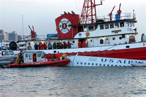 Famed FDNY Fireboat John D. McKean Open For Tours - New York Almanack