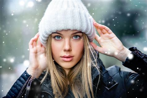 Wallpaper Blonde Portrait Snow Winter Cold Women Outdoors Hat