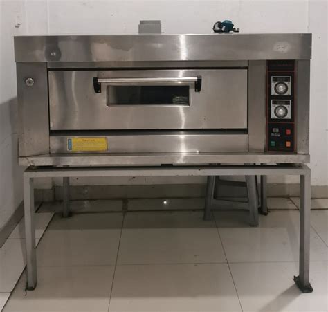 Oven Gas Deck Loyang Kitchen Appliances Di Carousell