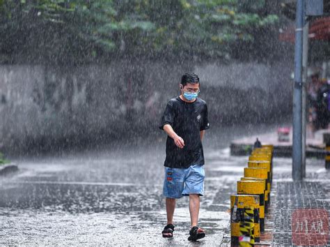 四川暴雨、地灾预警齐发！今夜到明天白天是降水最强时段，注意防范！ 澎湃号·媒体 澎湃新闻 The Paper