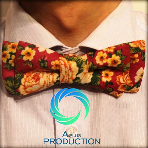 галстук-бабочка Цветочный | Floral tie, Floral, Tie
