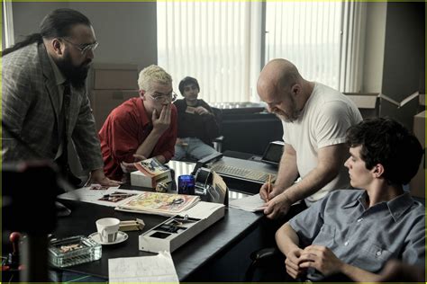 Photo: black mirror bandersnatch details 14 | Photo 4203131 | Just Jared