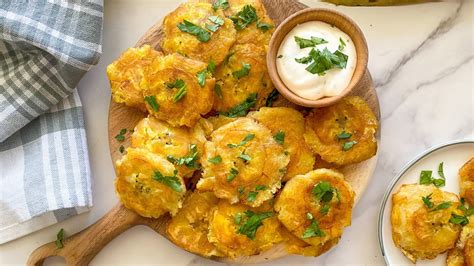 Easy Tostones And Garlic Sauce Recipe