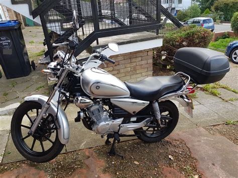 Yamaha YBR 125 Custom Silver Excellent Runner Very Reliable In