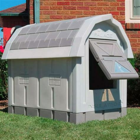 The 6 Best Heated Dog Houses for the Winter