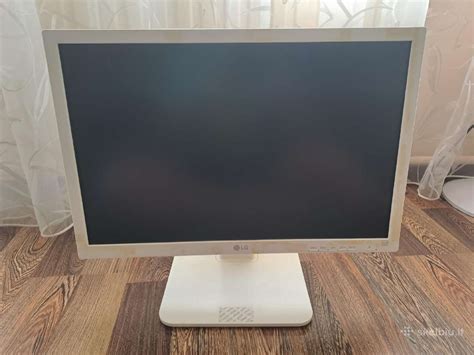 LG Monitorius Skelbiu Lt