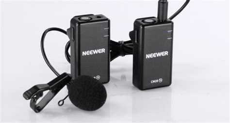 Neewer Cm28 Wireless Lavalier Microphone System With Charging Case 2