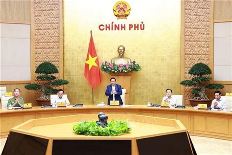 越南政府总理范明政主持召开今年5月份政府例行会议 Vietnam Vietnamplus