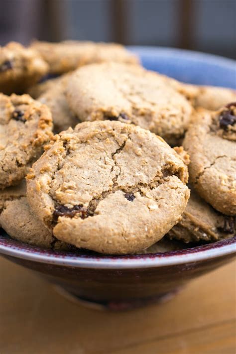 Vegan Oatmeal Raisin Cookies Recipe Yup Its Vegan