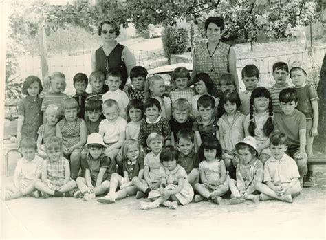 Photo De Classe école Maternelle De 1970 Ecole Maternelle Copains D