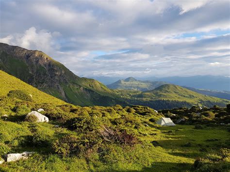 Crossing the border: Switzerland->Austria : r/CampingandHiking
