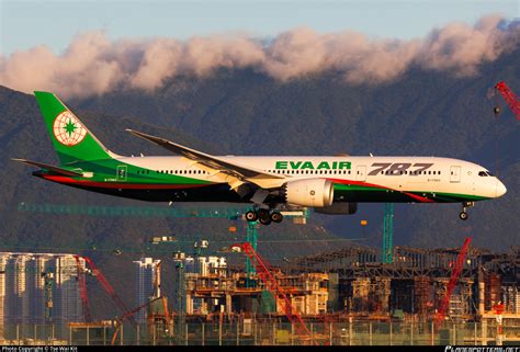 B Eva Air Boeing Dreamliner Photo By Tse Wai Kit Id