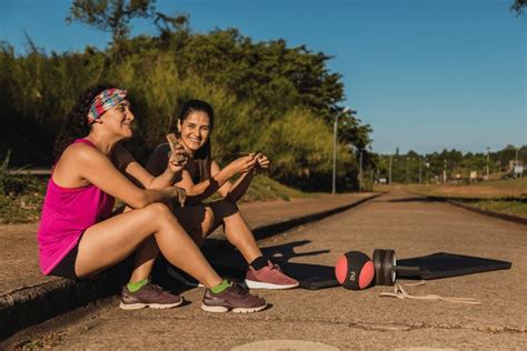 346 Athlete Thinks About Calories Images Stock Photos 3D Objects