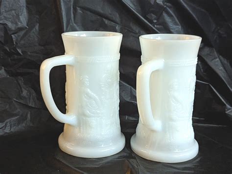 VTG FEDERAL GLASS MILK GLASS WHITE MUGS BEER STEINS SET OF 2 RAISED PUB