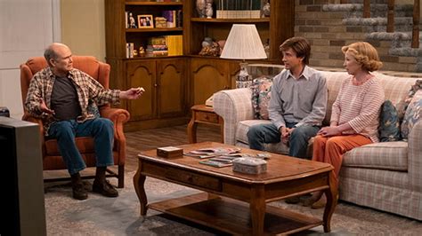 Netflix Renews Sitcom That S Show Expands Episode Order For S