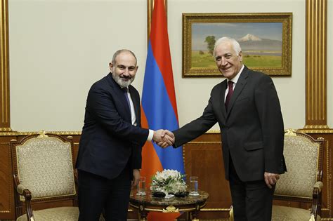 President Vahagn Khachaturyan Congratulates Prime Minister Nikol