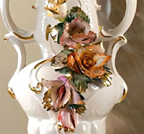 Vase Amphore En Porcelaine Italienne Capodimonte Avec Or H Cm Main