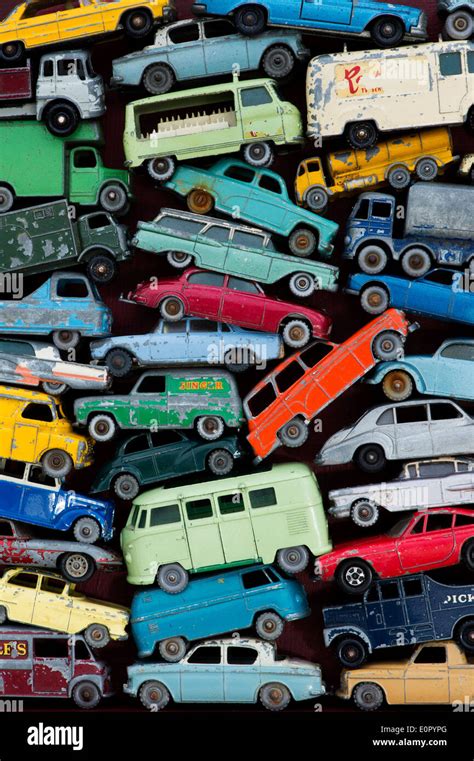 Vintage Lesney Matchbox Lot Of 24 Cars Vehicles Carrying, 40% OFF