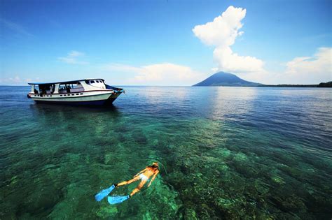 Manado, Sulawesi — Yacht Charter & Superyacht News