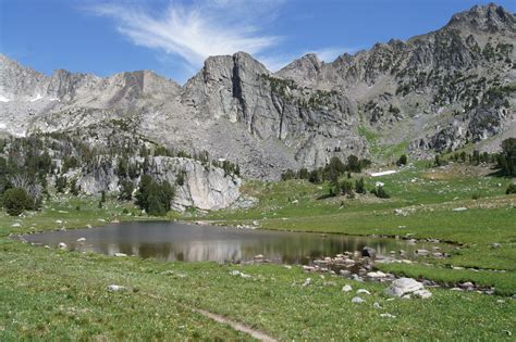 20 of the Best Hiking Trails in Montana